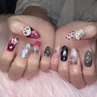 ネイル RIEKO🍒 ワンホン♡推しネイルのネイルデザイン