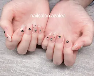 ネイル R inのネイルデザイン