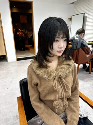セミロング カラー パーマ ヘアアレンジ メンズ キッズ 骨格レイヤーカット 🌿美髪縮毛矯正のヘアスタイル