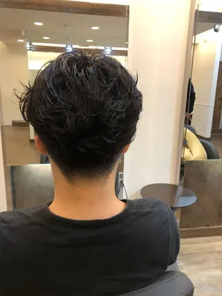 ショート パーマ メンズ MATSURI BASE.AWAJIのヘアスタイル