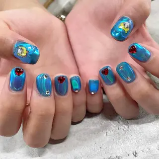 ネイル 東 千夏のネイルデザイン