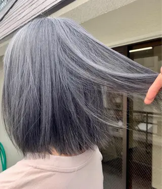 ミディアム カラー パーマ ヘアアレンジ メンズ キッズ ネイル マツエク・マツパ 切りっぱなしヘアボブ ミディアムヘアRYOのヘアスタイル