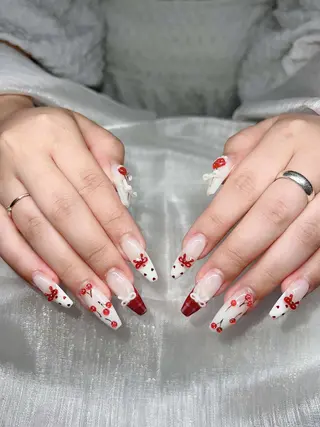 ネイル Lee Nailsのネイルデザイン