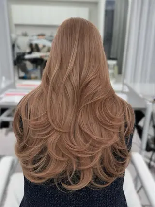 ロング カラー 顔まわりの神様✨ 透明感カラー藤嶋秀幸のヘアスタイル