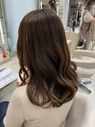 セミロング カラー ✨盛れ×似合わせ💞 matsuri🌱のヘアスタイル