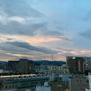 TIDEHAIR SHIHOのヘアスタイル