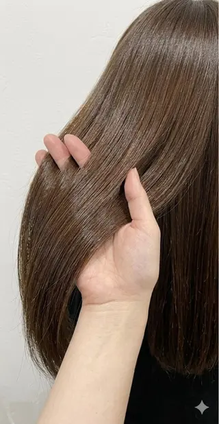 セミロング 低ダメージカラー/ 髪質改善/粟田翔太のヘアスタイル