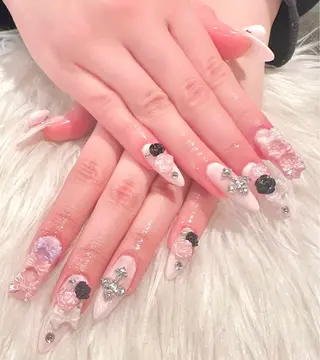 ネイル untitled×nail所属・nail untitled🎀のネイルデザイン
