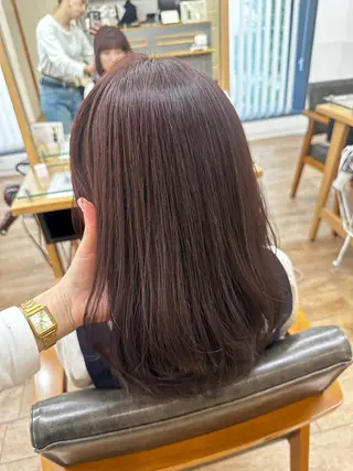 ミディアム カラー パーマ ヘアアレンジ メンズ キッズ 骨格レイヤーカット 🌿美髪縮毛矯正のヘアスタイル
