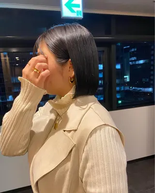 ショート デザインカラー/ボブ ブリーチカラー/ユリのヘアスタイル