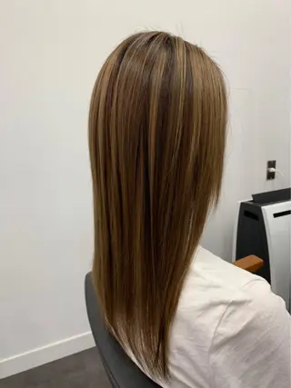 ミディアム カラー ヘアアレンジ 大塚 貴之のヘアスタイル