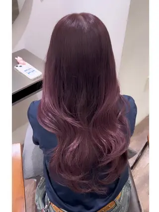 ロング カラー 岡本 蒼奈のヘアスタイル