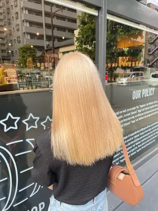 ロング カラー ️💕淡いハイトーン 💕︎︎ひかるのヘアスタイル