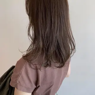 セミロング 鈴木 まりやのヘアスタイル