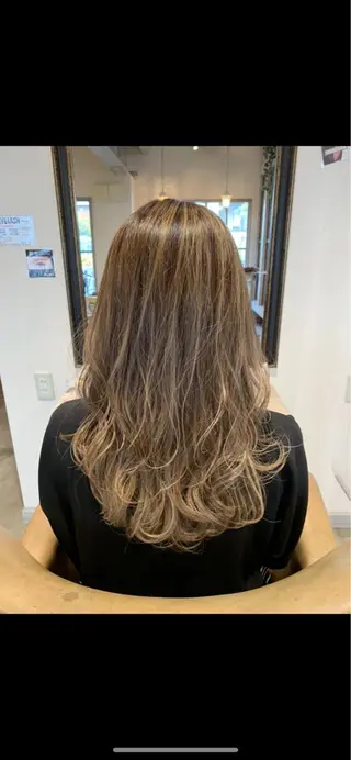 セミロング カラー パーマ ヘアアレンジ メンズ キッズ ネイル マツエク・マツパ 韓国♡ハイライト ♡YURIのヘアスタイル
