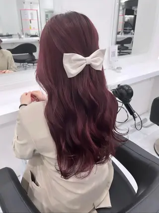 ロング カラー 🫧うる艶トレンド 🫧透明感カラーのヘアスタイル
