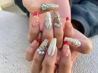 ロング ネイル ✴︎ Delightのネイルデザイン