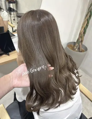 ミディアム カラー regalo Acari🍎のヘアスタイル