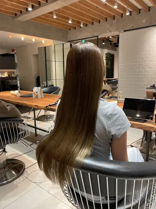 ロング 髪質改善✨高級カラー 野井琢生のヘアスタイル