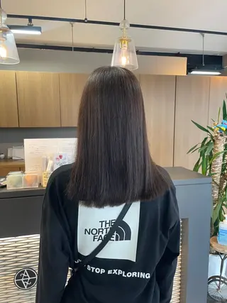 ミディアム カラー マキノ キョウカのヘアスタイル