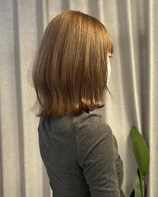 ミディアム after'所属・after’/ Saaraのヘアスタイル