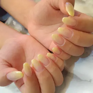 ネイル ジェヌインネイル 河内のネイルデザイン