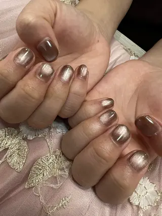 ネイル Luminous ⭐︎のネイルデザイン