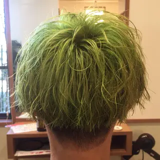 カラー メンズ 大石 陽菜のヘアスタイル