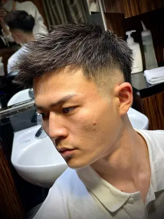 ショート パーマ メンズ 浅見 天翔のヘアスタイル