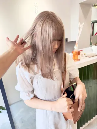 ロング カラー ホワイトカラー/梅田 デザインカラー/しんのヘアスタイル