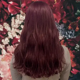 カラー MANAMI 🥀ウルフカットのヘアスタイル