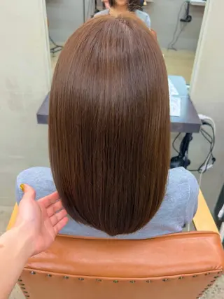 ミディアム 綱川 彩茄のヘアスタイル