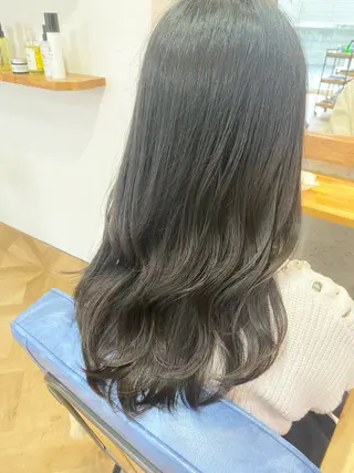 ミディアム カラー シールエクステ 🪽CHIAKIのヘアスタイル
