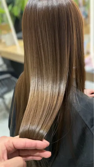 ロング SALOWIN高崎所属・縮毛矯正・髪質改善 鈴木悠太/当日OK✨のヘアスタイル