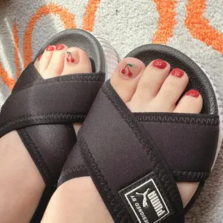 ネイル ROUN'　南 鈴沙のネイルデザイン