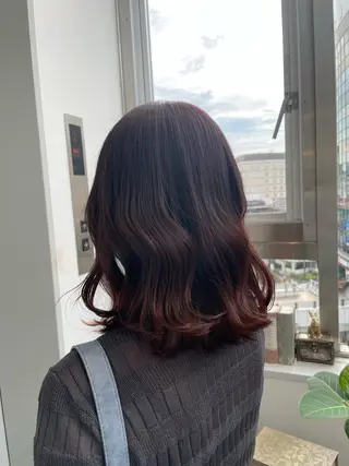 ミディアム カラー 小顔レイヤー× 透明感カラー|ユウキのヘアスタイル