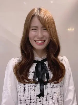 セミロング カラー ヘアアレンジ 柔らか垢抜けｶﾗｰと ｶｯﾄ🫧ASUKAのヘアスタイル