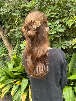 ロング ヘアアレンジ 🎗️【ヘアセット 美眉】吉川玲🎗️のヘアスタイル