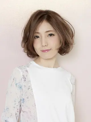 ショート カラー 高槻裕二 ショートボブ縮毛矯正のヘアスタイル