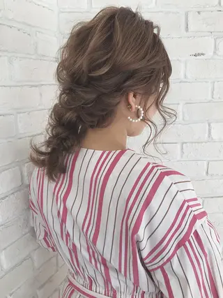 ヘアアレンジ あやかショート 白髪ぼかしのヘアスタイル