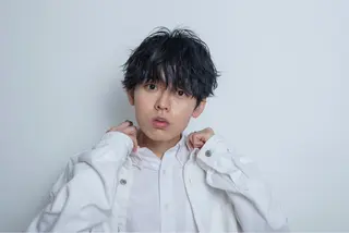 ショート パーマ メンズ 韓国メンズヘア/ 毛流れヘア　須田龍世のヘアスタイル