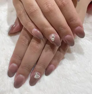 ネイル 髙橋 優菜のネイルデザイン