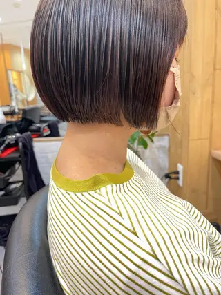 ショート カラー UMEDA FIGAROのヘアスタイル