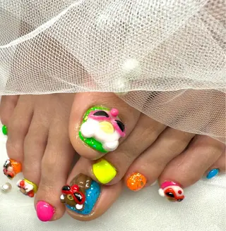 カラー Lino ﾟのネイルデザイン