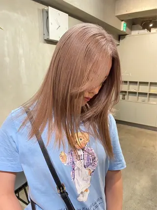 ミディアム 愛瑠奈 erunaのヘアスタイル