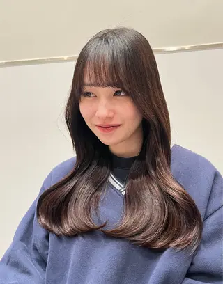ロング 赤み消し透明感カラー 似合わせ前髪柴田礼空のヘアスタイル