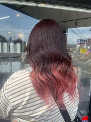セミロング カラー マキノ キョウカのヘアスタイル