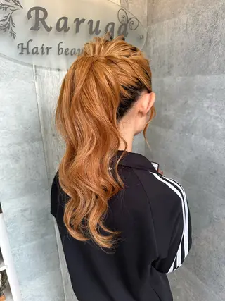 ヘアアレンジ な 茶のヘアスタイル