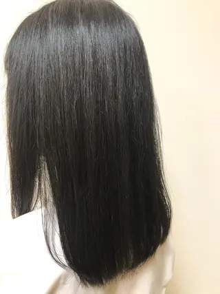 パーマ うる艶レイヤーカット hinakoのヘアスタイル