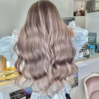 ロング Lit.豊橋 夏目のヘアスタイル
